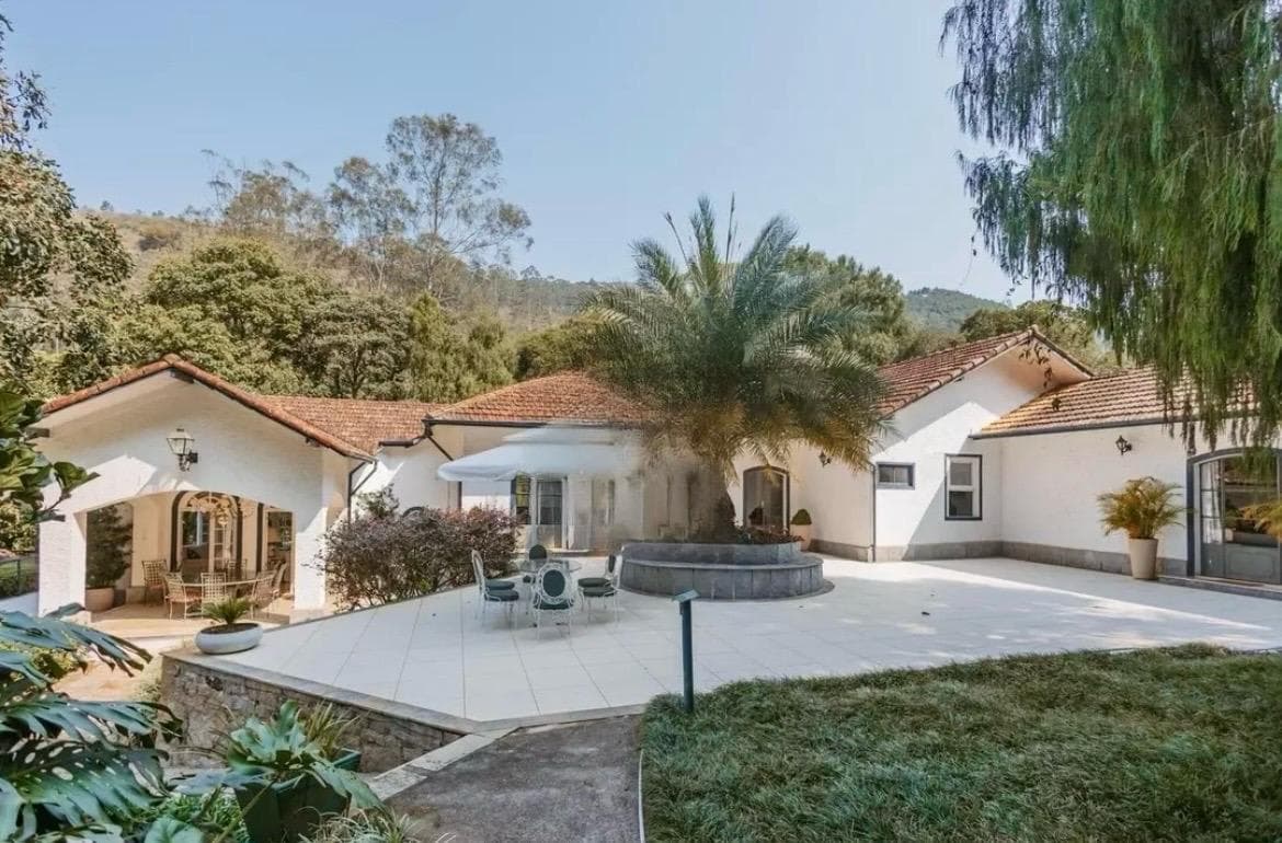 Belíssima Propriedade com Infraestrutura Completa