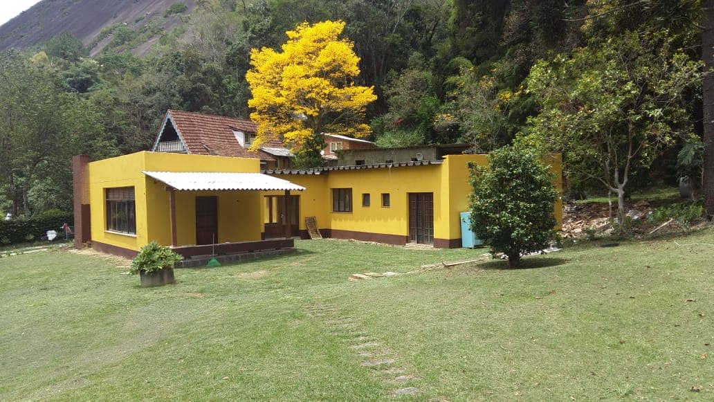 Casa com excelente terreno!