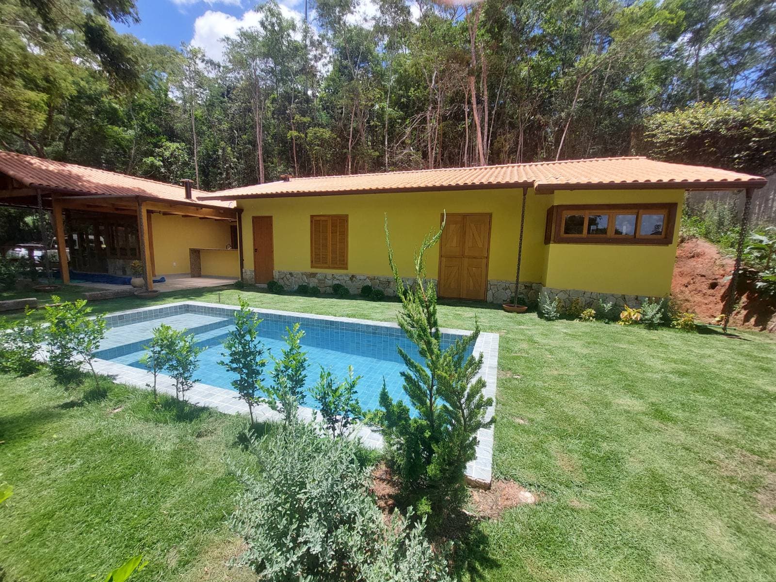 Casa Plana Recém-Construída em Itaipava