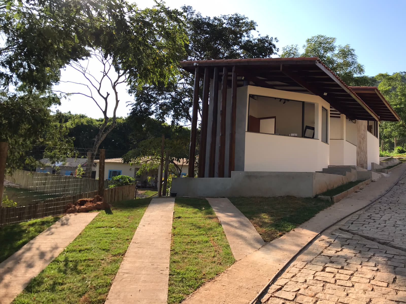 Vila Tukan -Secretário