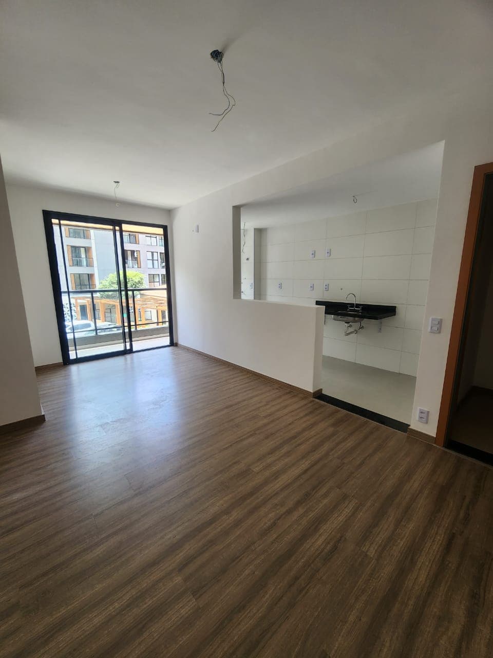 Apartamento 3 quartos bem próximo ao centro de Corrêas.